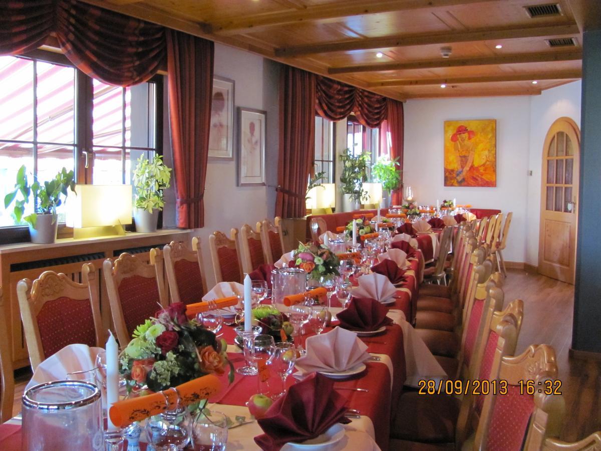 May-Hof Leverkusen Extérieur photo